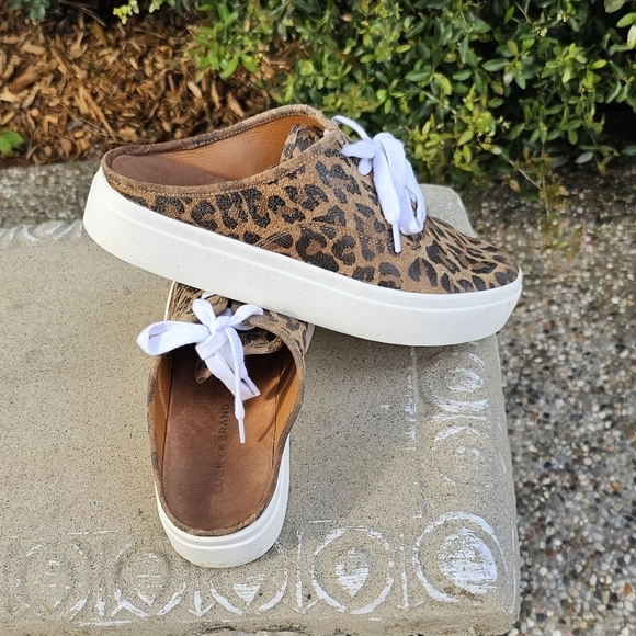 Lucky Brand womens Talani Casual Sneaker leopard print leather sneackers 8M - Picture 1 of 12